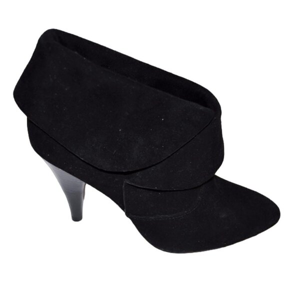 Stunning Via Spiga Black Suede Fold Over cuff Ankle Booties 3.5" heels Sz 5.5M - Picture 1 of 4